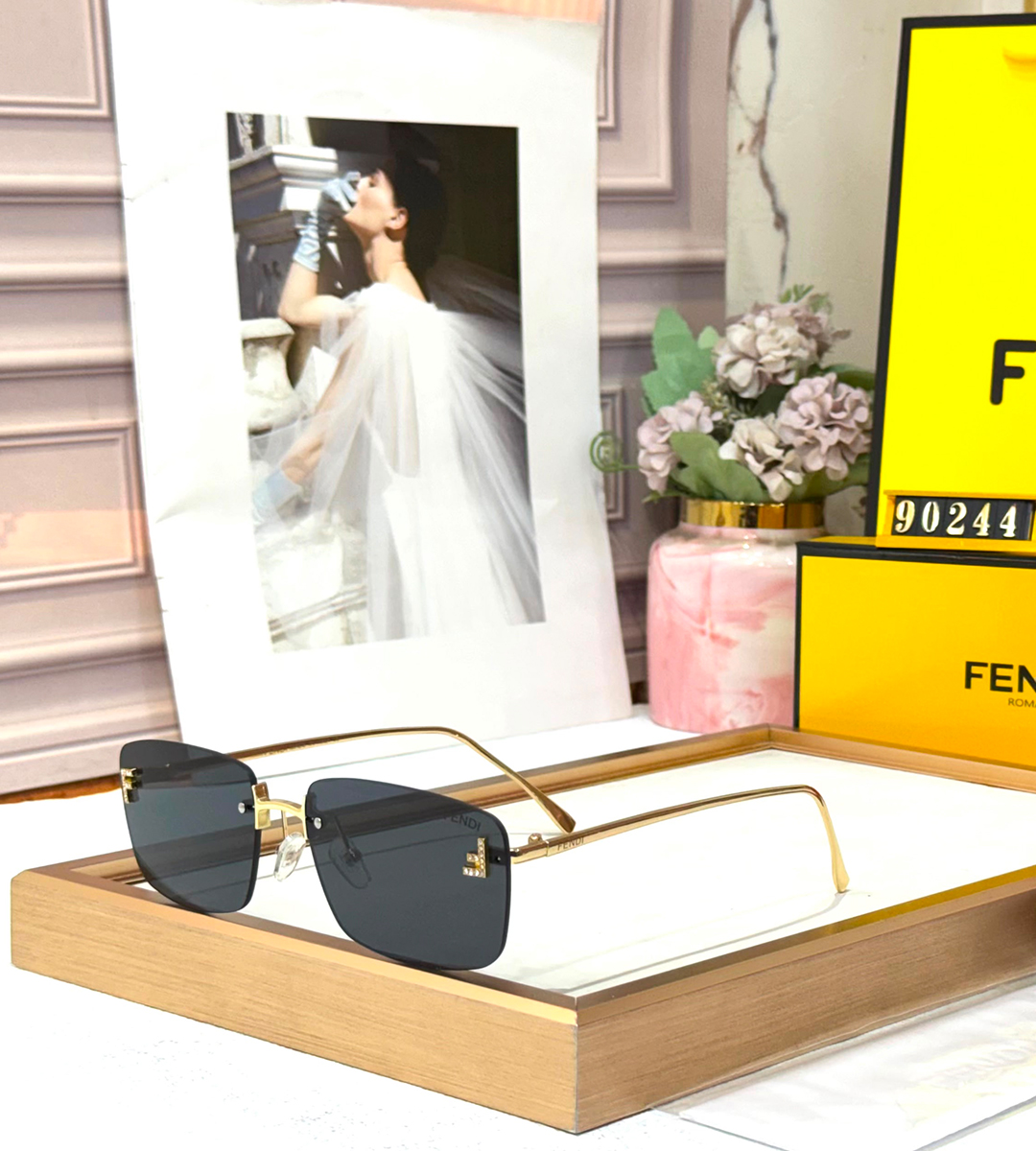 Alternative view of FND Luxury Premium Women 90244 Aviators