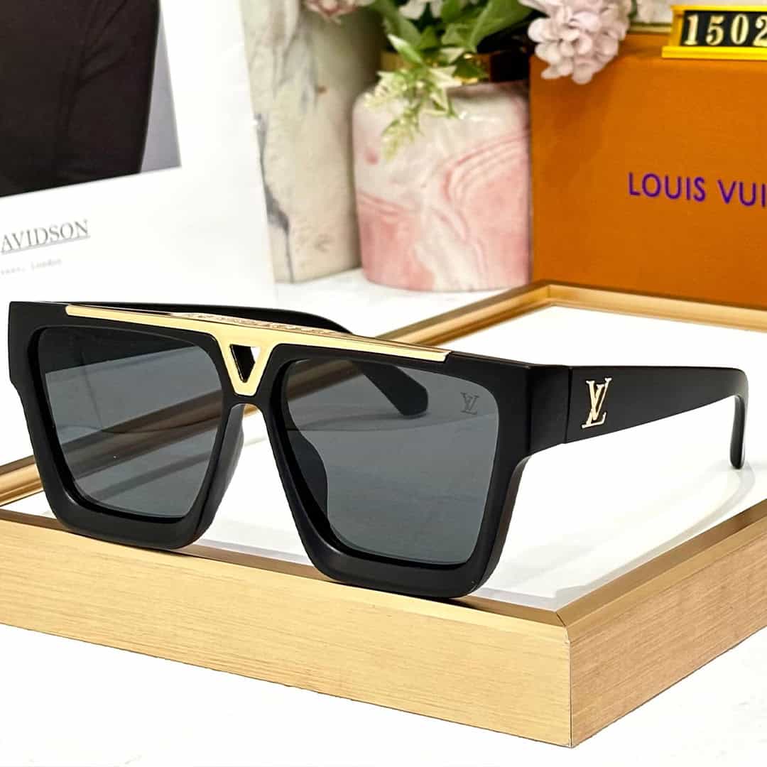 Black - Gold