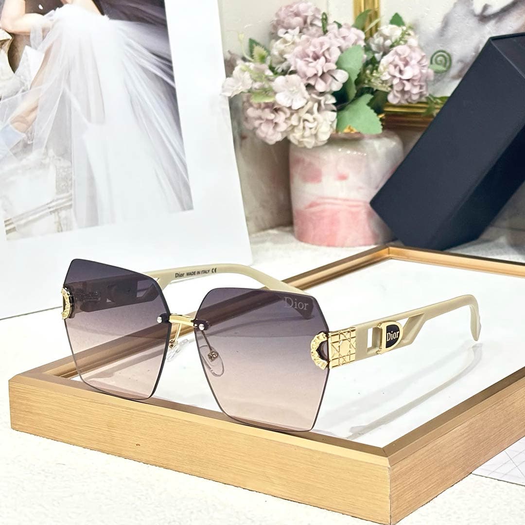 Alternative view of DR Luxe 58032 Women Aviators