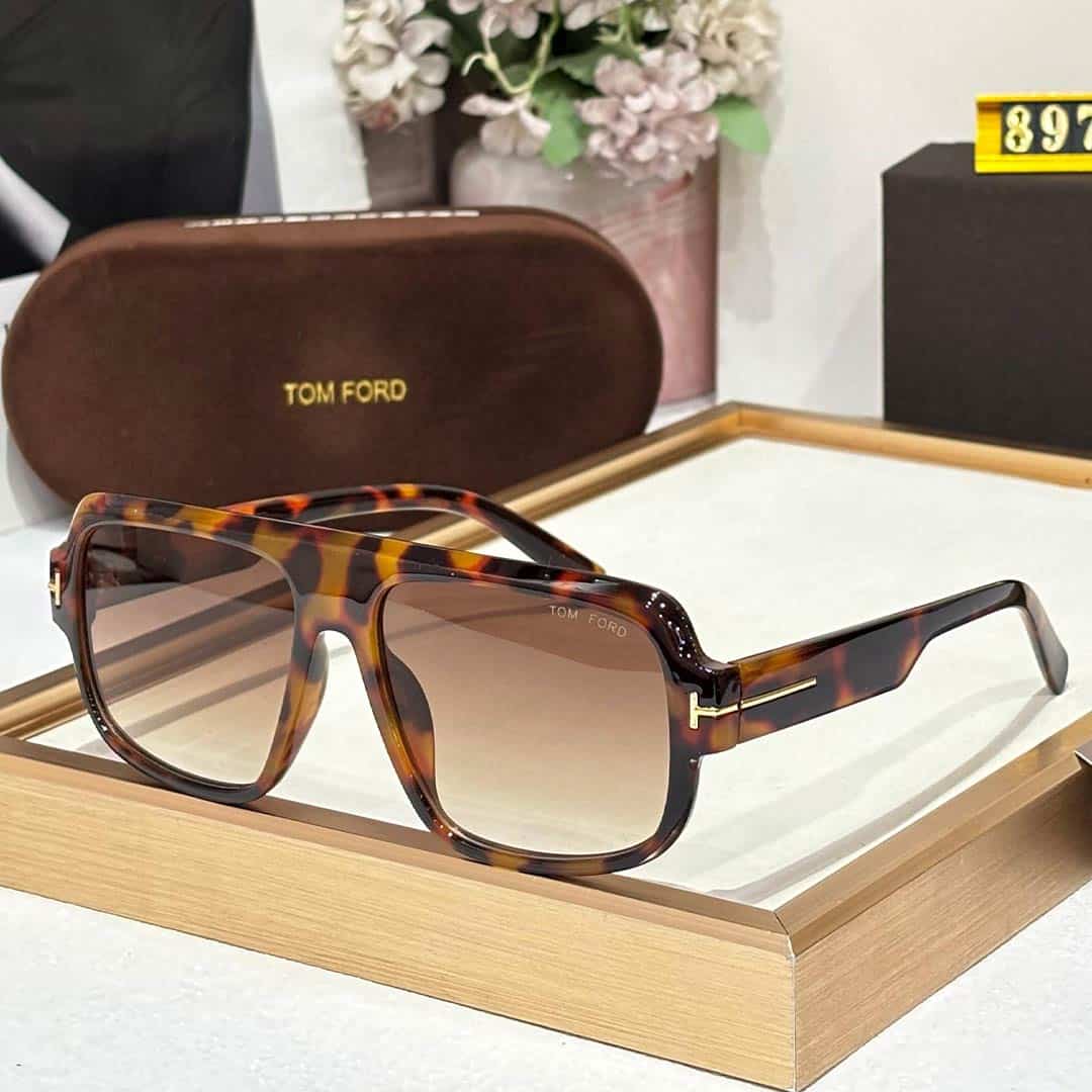 Brown Leopard