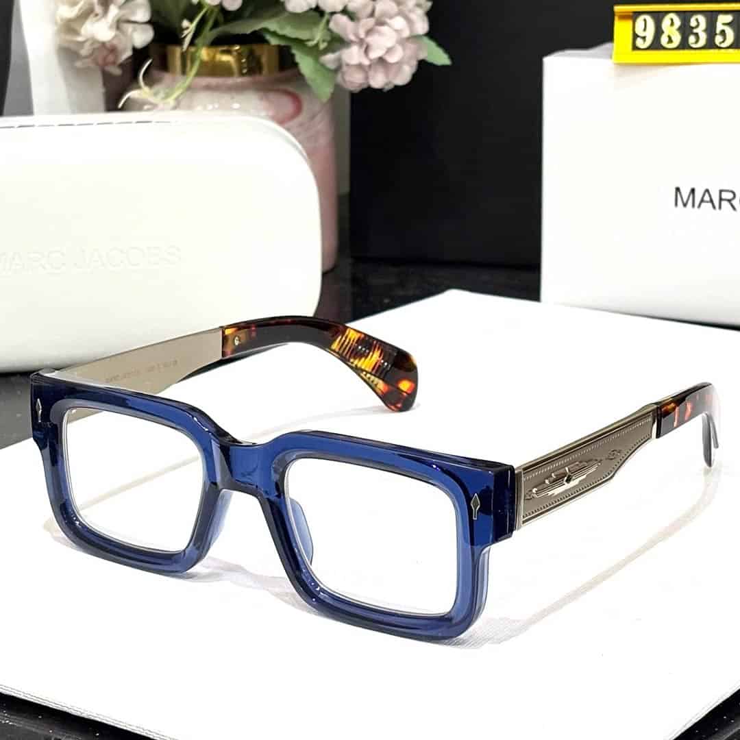 Blue-Clear-Leapord