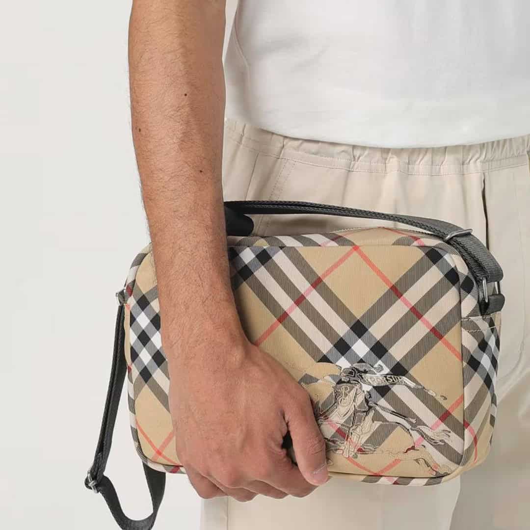 BB Iconic Check Everyday Crossbody – Beige