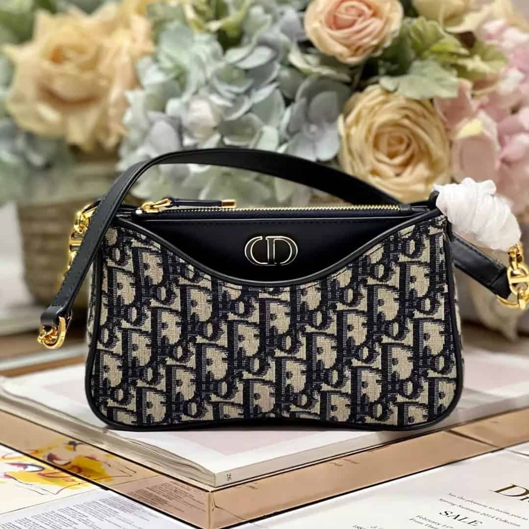 DR Classic Monogram Curved Shoulder Bag