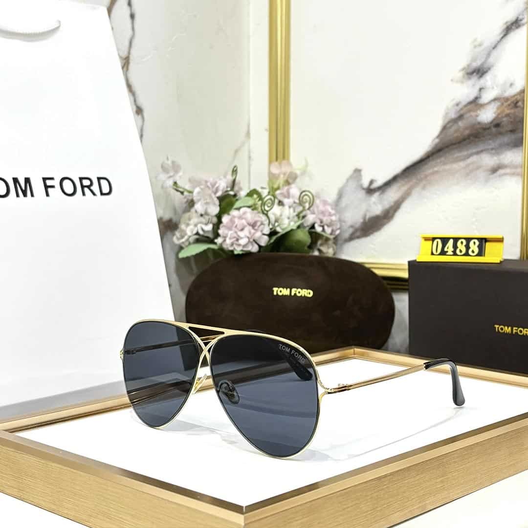 Black - Gold