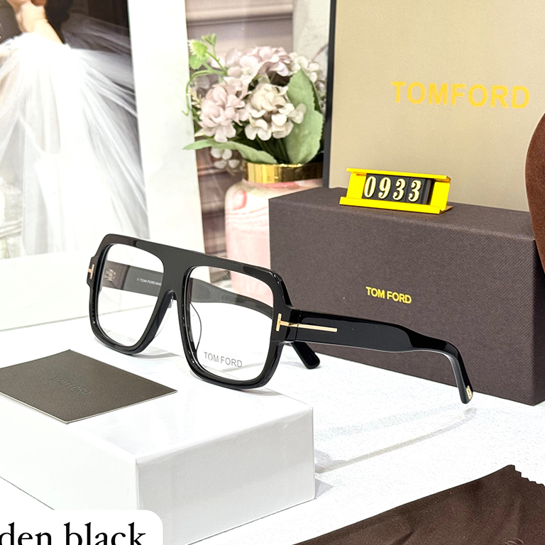 Black-Gold-Clear
