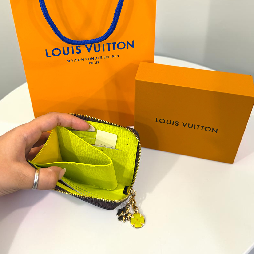 Alternative view of Luxury Designer Premium Edition Wallet